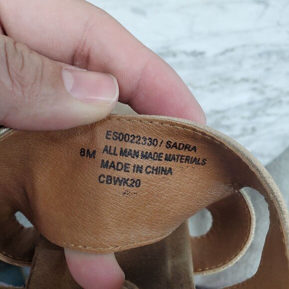 Sofft Shoes Womens Size 8 Gold Leather Sadra EuroSoft Strappy Sandals - Picture 10 of 11